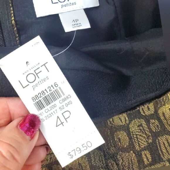 LOFT Skirt - Picture 5 of 6